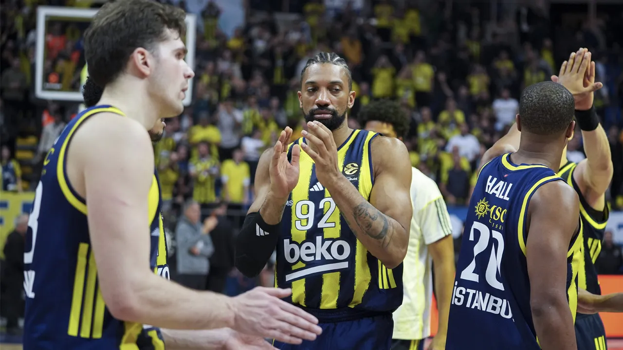 Ertelenen Olympiakos-Fenerbahçe Beko maçı için karar: Yeni tarih açıklandı