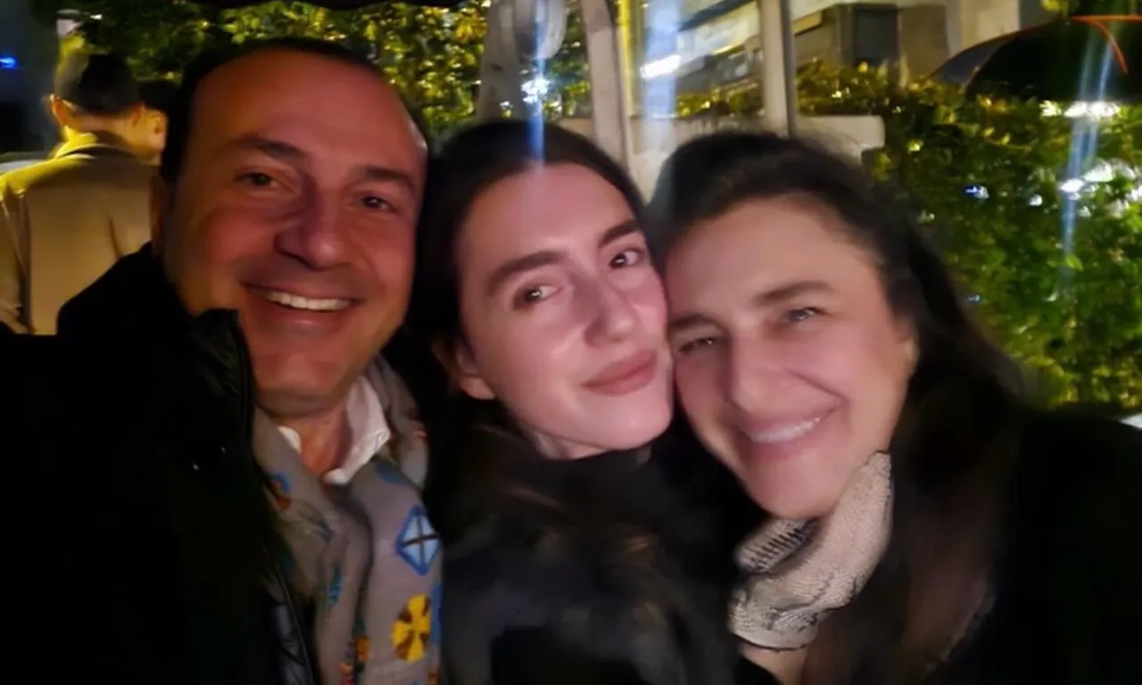 Esra Dermancıoğlu’nun kızı Refia görenleri şaşkına çevirdi! Herkes aynı yorumu yaptı