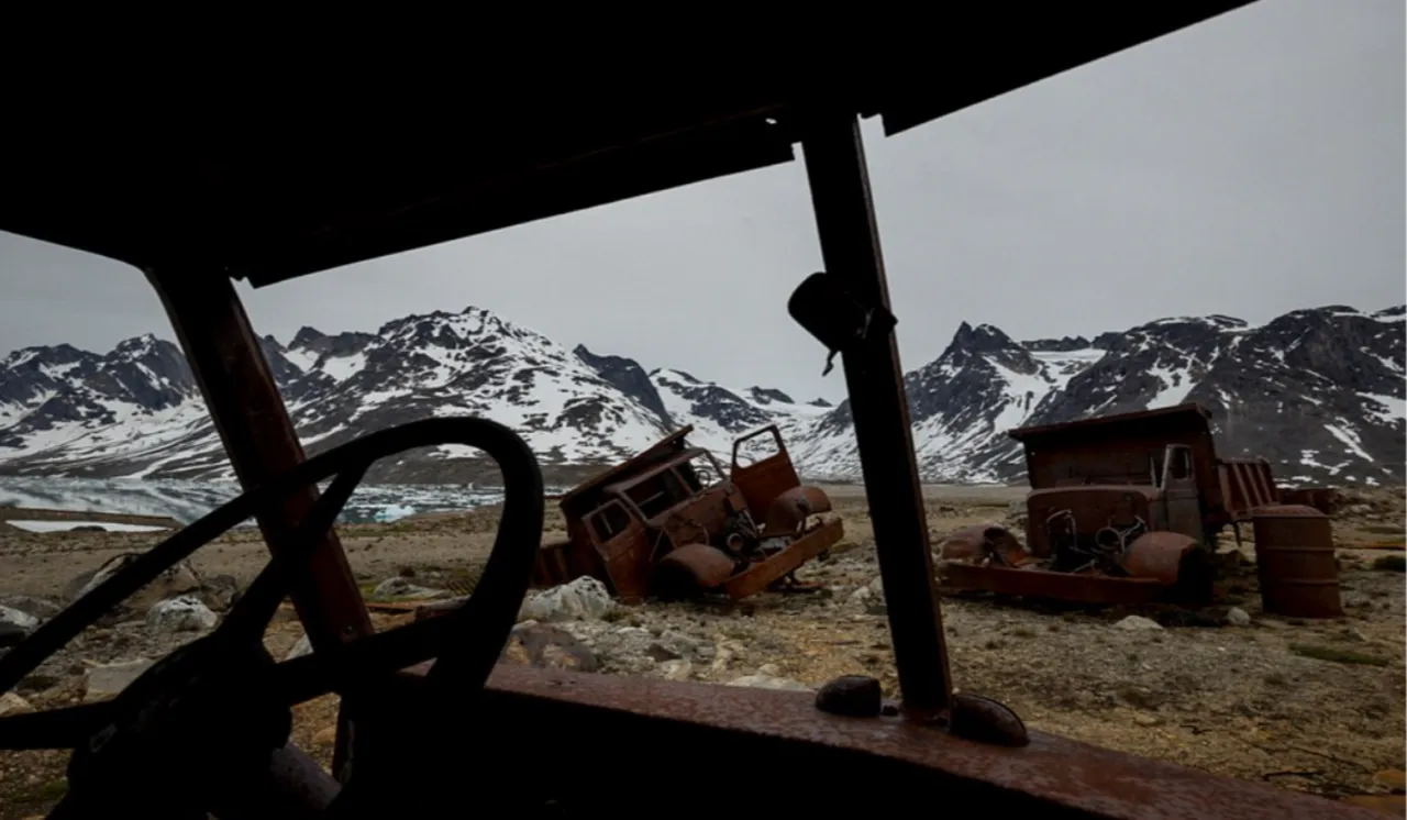 Buzlar eriyor, ABD’nin gizli askeri üssü ortaya çıkıyor: Grönland’de alarm