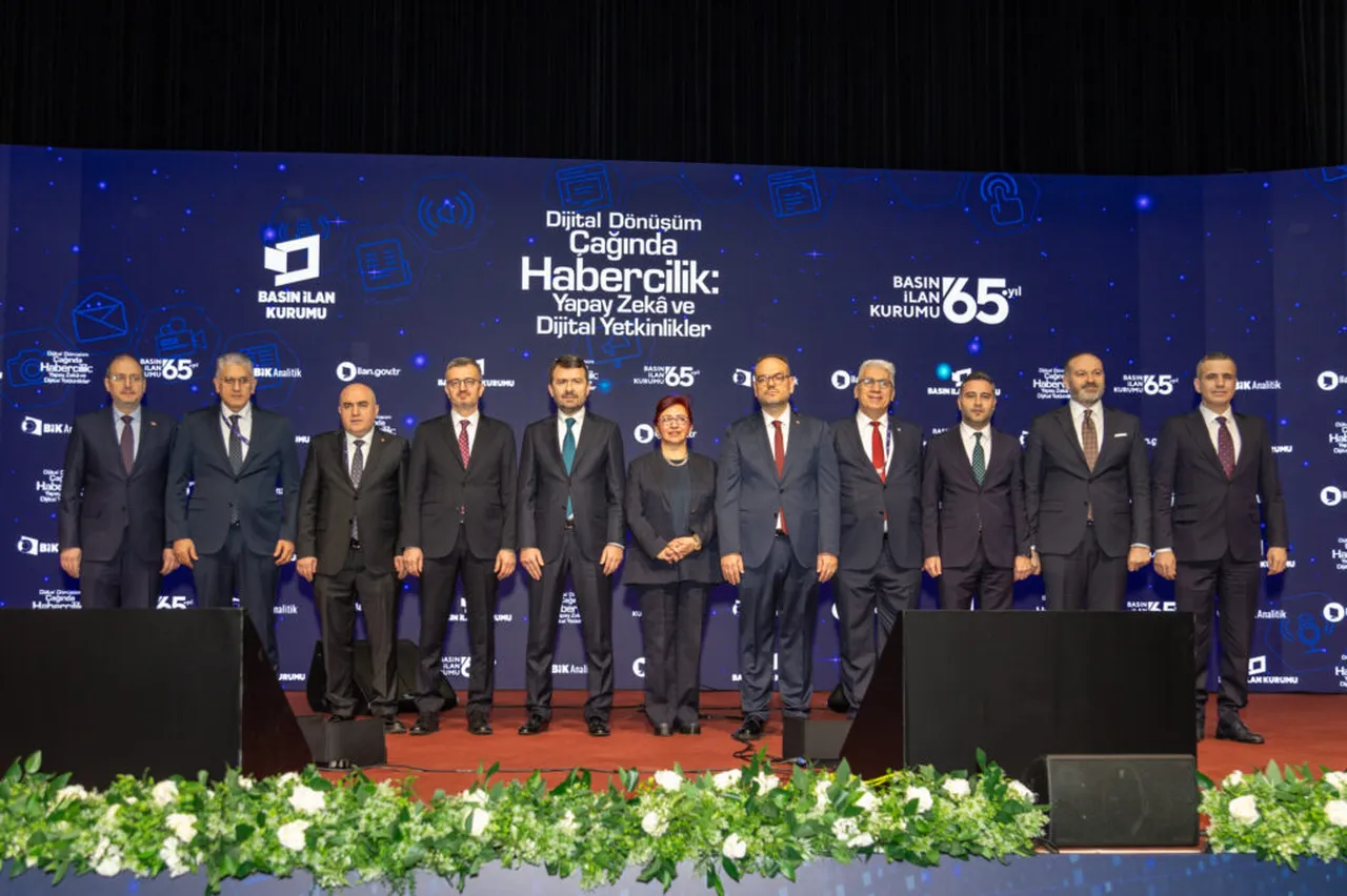 İletişim Başkanı Burhanettin Duran basın mensuplarına seslendi: Sorumluluğu yapay zekaya bırakamayız