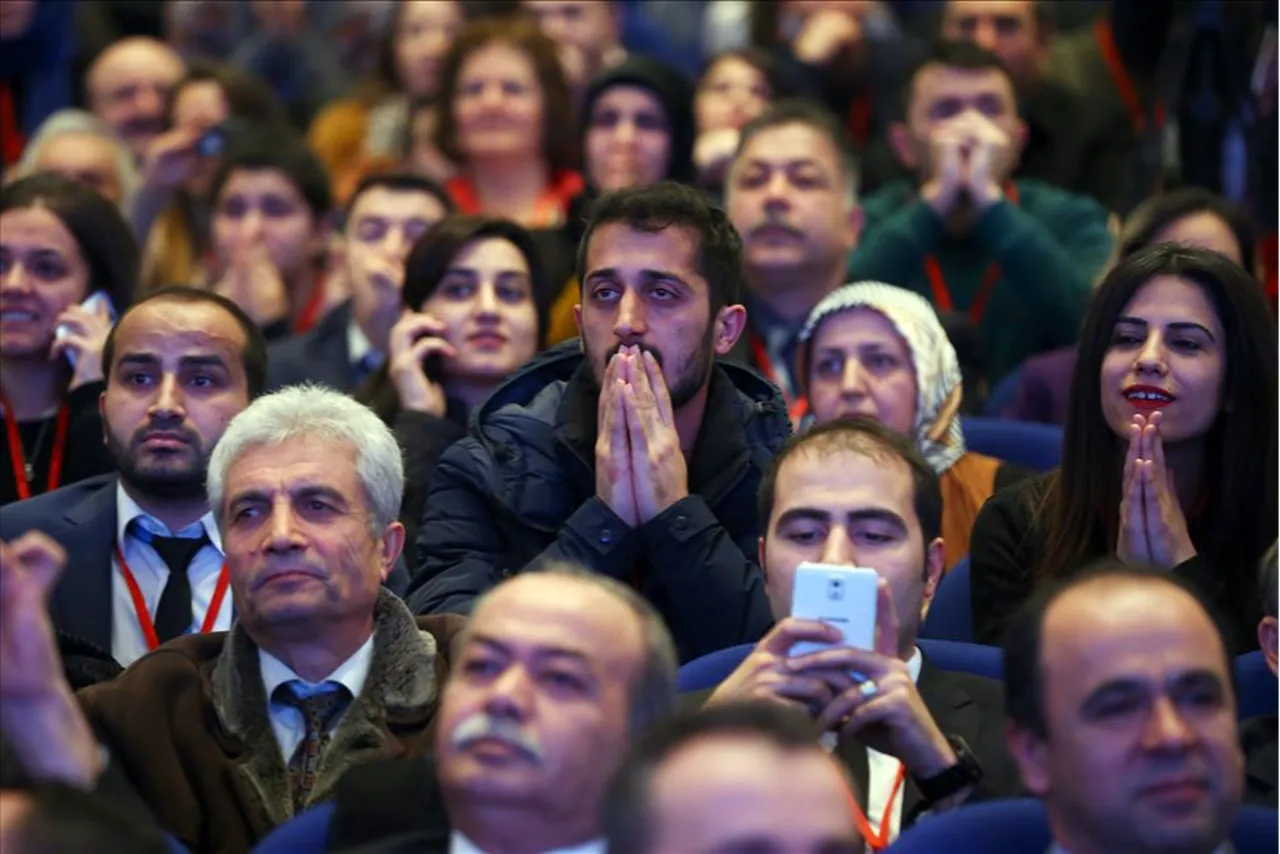 Öğretmen atamaları ve yer değiştirmede yeni düzenleme! Görev süreleri değişti
