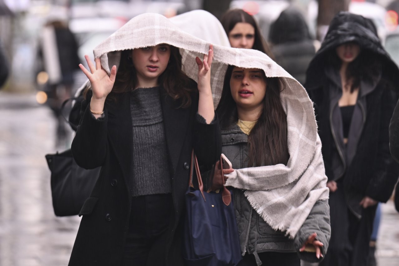 AKOMdan İstanbul için kuvvetli gök gürültülü sağanak uyarısı