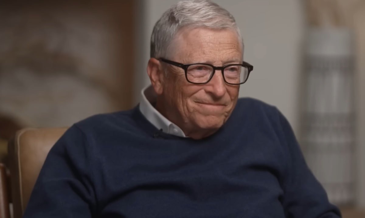 Bill Gates'ten dünyayı değiştirecek vergi önerisi! Yapay zeka çalışacak, şirketler ödeyecek