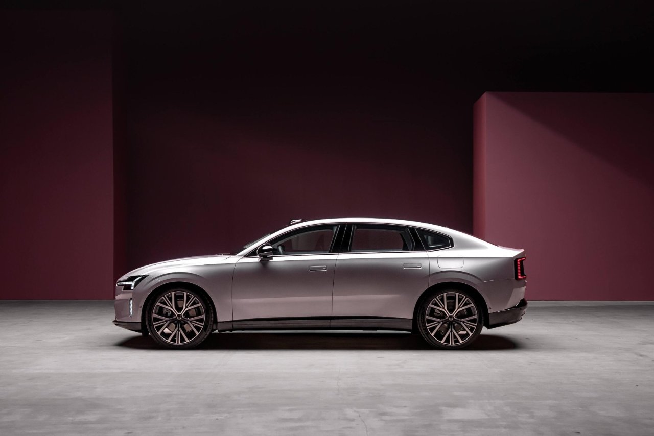 Elektrikli Volvo ES90’ın Türkiye fiyatı belli oldu: İşte menzili ve tüm özellikleri