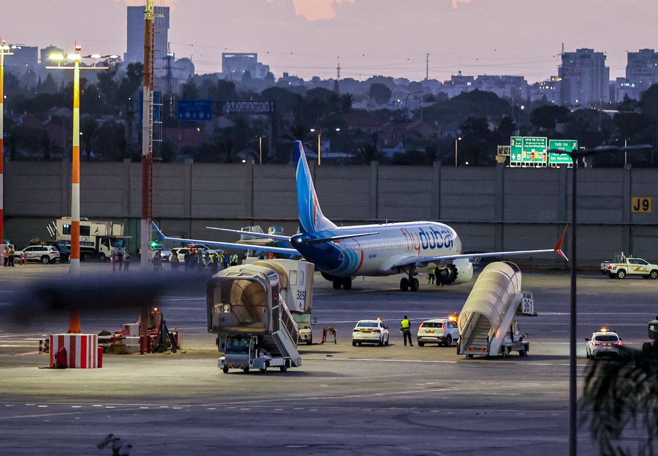 Flydubai uçağındaki yolcu dehşet dakikalarını anlattı! "Kan var, bıçaklanma var..."
