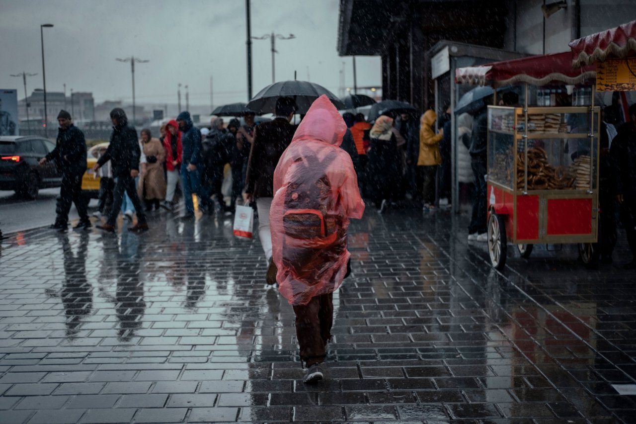 Harita şimşeklendi! 15 ile sarı kodlu uyarı, Meteoroloji saat verdi