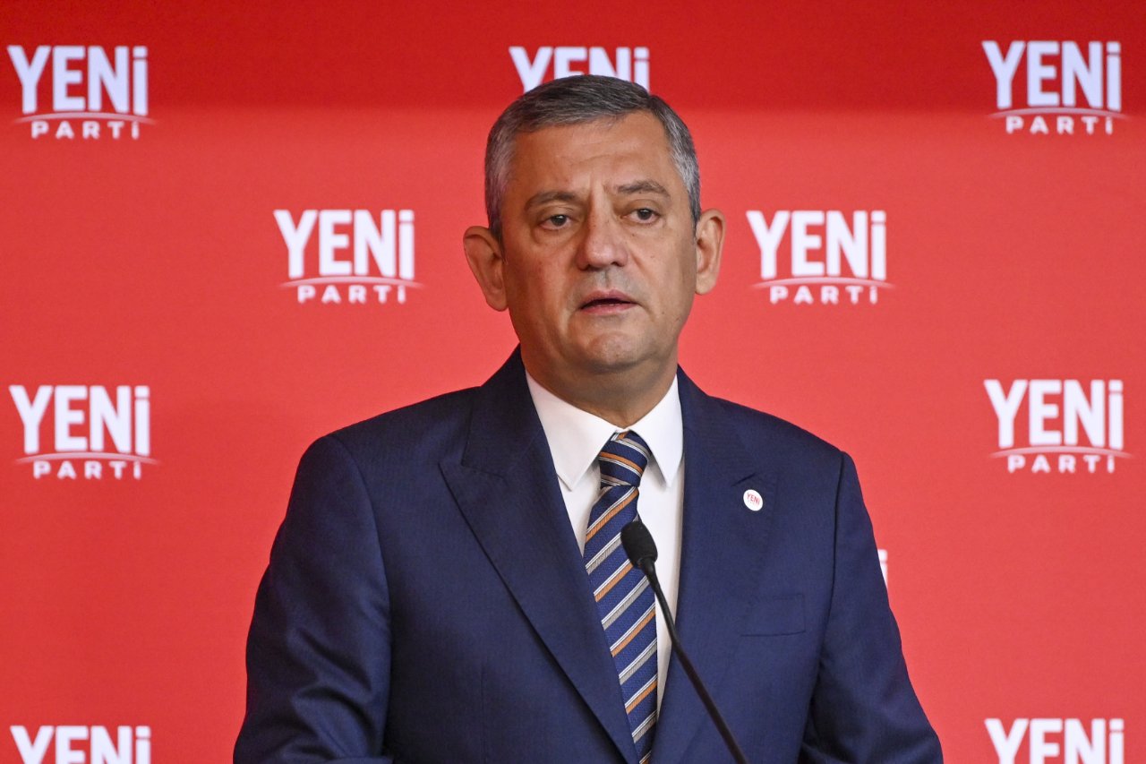 Özgür Özel’den Cemil Tugay’ın Erdoğan görüşmesine cevap: Lüzumsuz önem atfetmek
