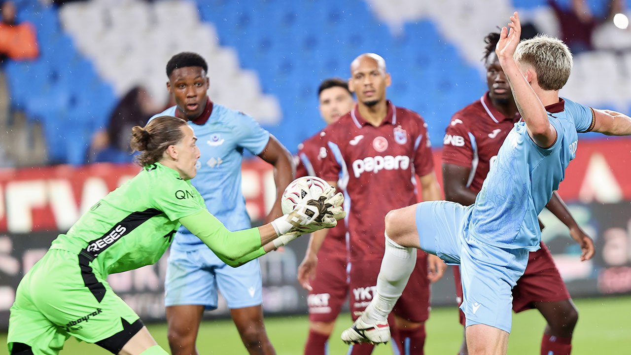 Trabzonspor, Drogheda United'a kaybetti