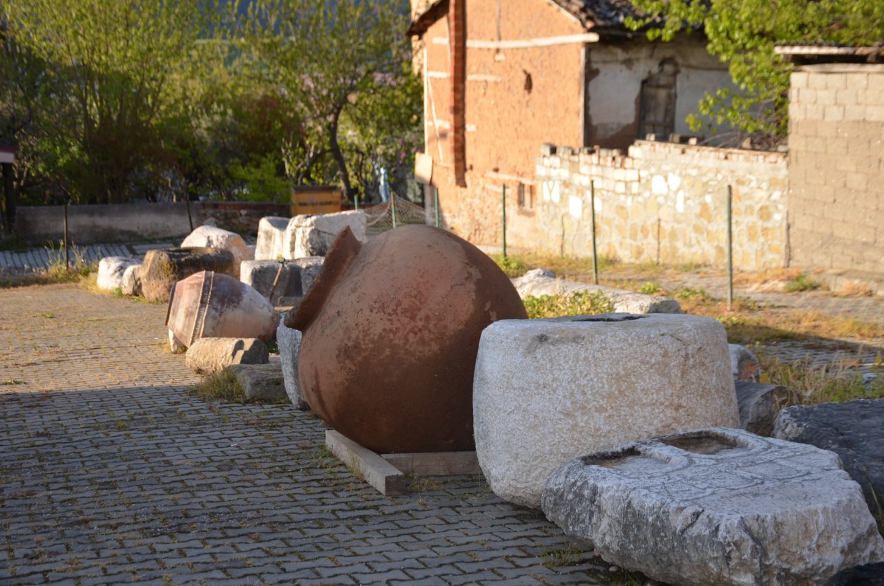 Yüksek Hızlı Tren hattı kazısından 1800 yıllık tarih çıktı
