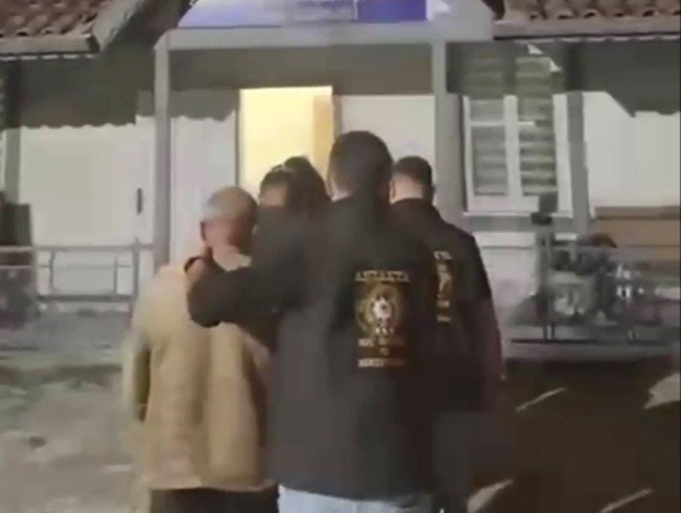 75 yaşındaki adamı evlilik vaadiyle kandırdı! 30 yaşındaki kadın baklava bahanesiyle kaçtı