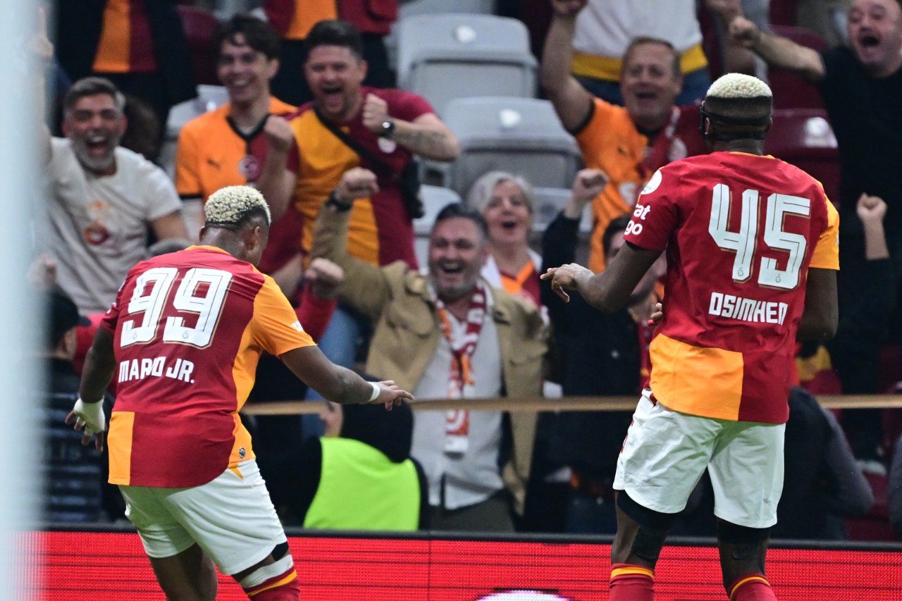 Galatasaray'da iyileşen Mario Lemina ve Victor Osimhen, son bölümde forma giydi.