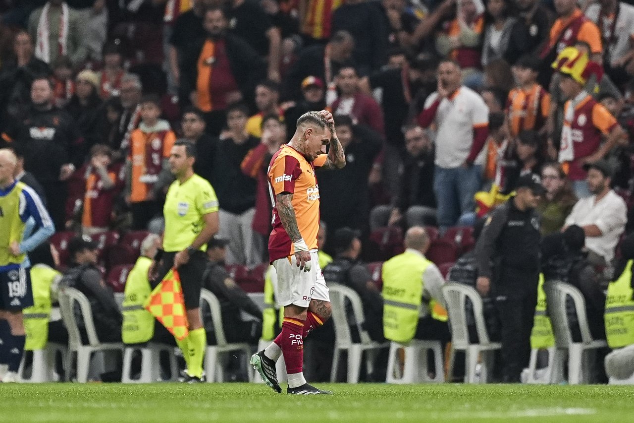 Lucas Torreira, Gençlerbirliği maçında cezalı duruma düştü.
