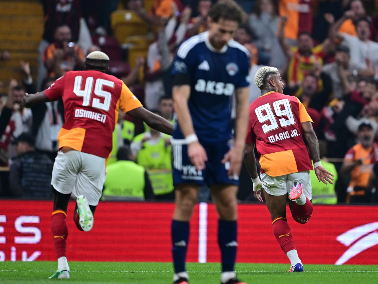 İspanyol basını Galatasaray’ın zaferini konuşuyor: Barcelona titriyor