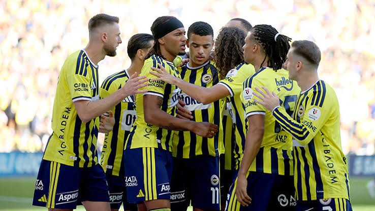 Mert Müldür sakat mı, neden yok? Rizespor-Fenerbahçe maçında kimler eksik?