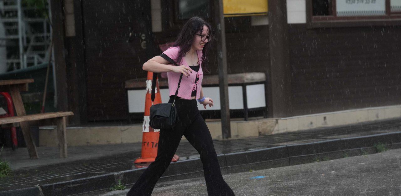 Meteoroloji yeni haritayı paylaştı! Pastırma yazı bitiyor, sıcaklık 10 derece birden düşecek 