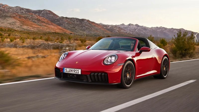 Porsche 911 satışları Taycan’ın beş katına yaklaştı: Satılan her 4 Porsche’den 1’i 911