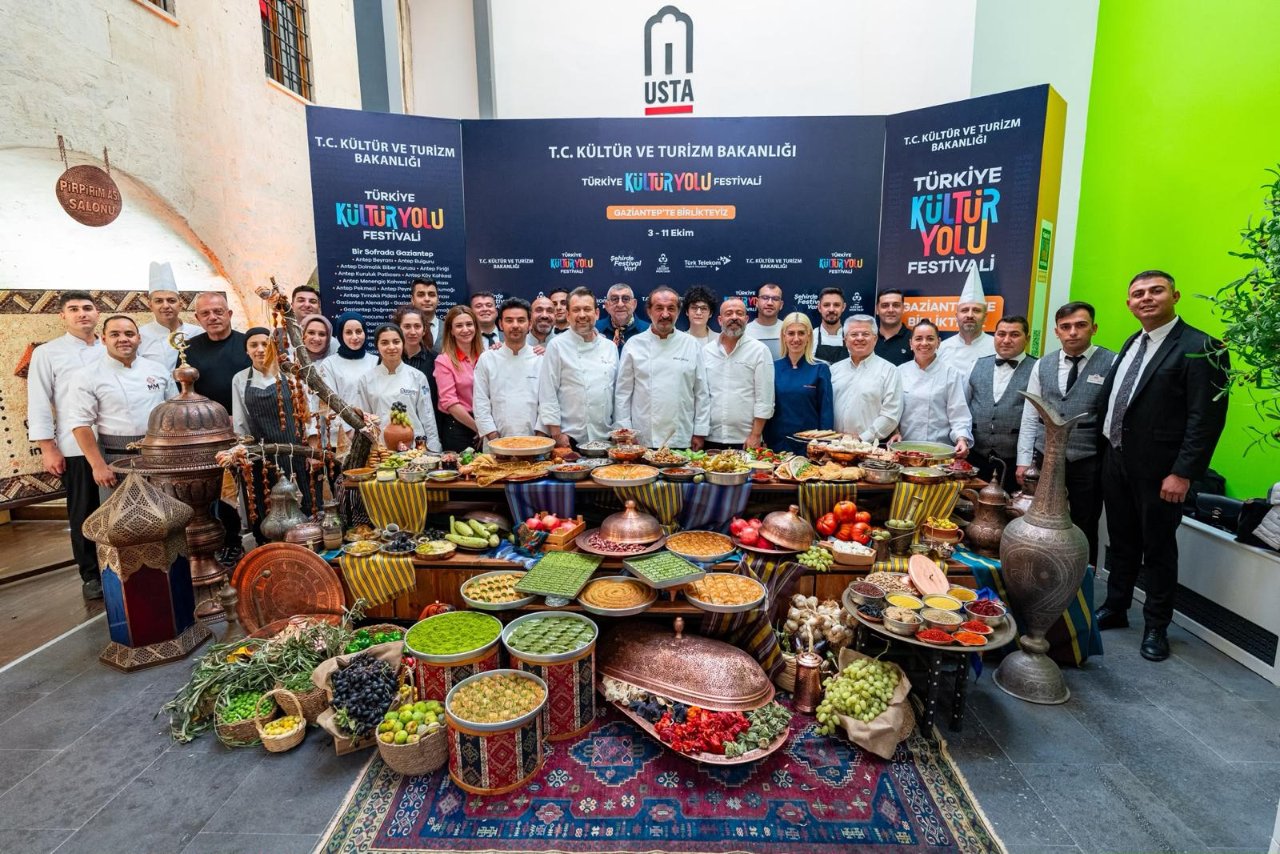12 ünlü şef tatmadan dönmeyin dedi! Kültür Yolu Festivali Gaziantepin lezzet duraklarını ortaya çıktı