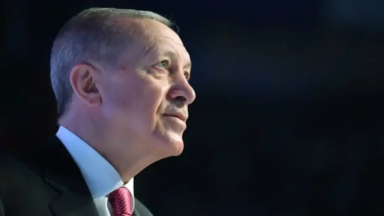 Cumhurbaşkanı Erdoğandan Türk dünyası gençlerine mesaj: Güçlü desteğimiz sürecek