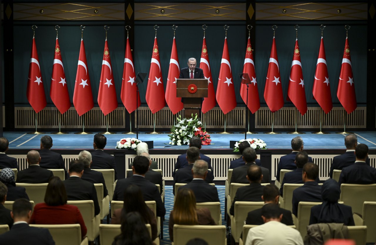 Cumhurbaşkanı Erdoğandan fon soruşturmasında net mesaj:  Bedelini mutlaka ödeyecekler