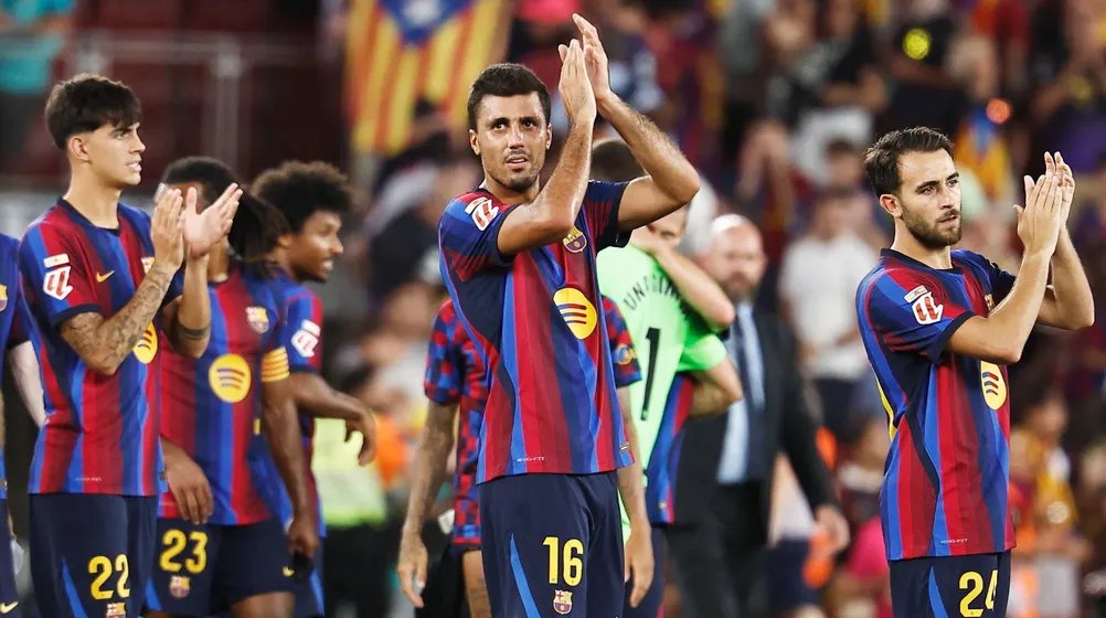 Galatasaray Barcelona maçı ne zaman hangi kanalda? UEFA Şampiyonlar Ligi şifresiz canlı yayın bilgileri