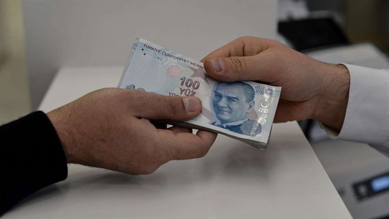 KYK kredisi hakkında her şey! KYK kredisi faizli mi, geri ödeme ne zaman?