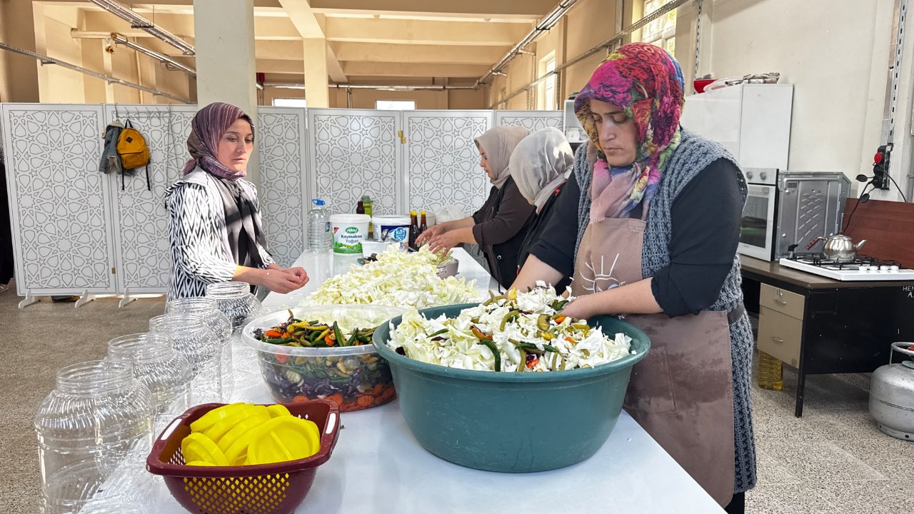 Ata tohumundan doğal antibiyotik üretiyorlar! Hastalanınca bir bardak içmek yetiyor