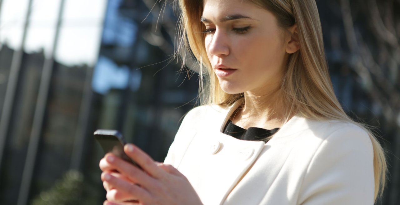 Ofise gitmeden yılda 7,8 milyon TL kazanıyor! Tek ihtiyacı telefon