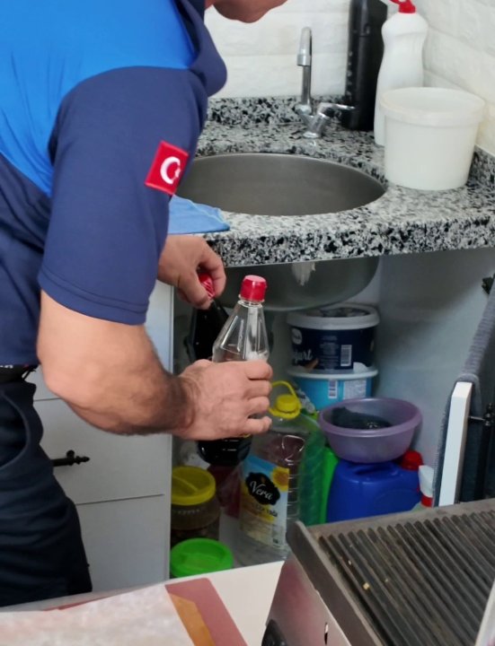 Okul kantininde olacak iş mi! Savunması daha da beter