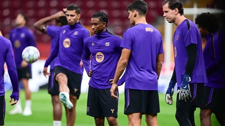 Raphinha Galatasaray maçında oynayacak mı? Galatasaray-Barcelona maç kadrosu duyuruldu