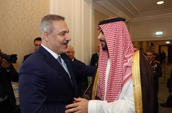 Türkiyenin imzaladığı savunma anlaşmasına Mısır talip! Bakan duyurdu