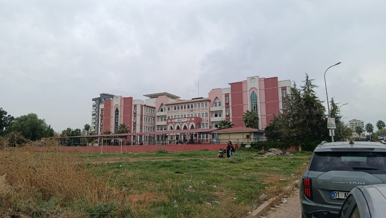 Adana’da 6. sınıfta dehşet! Evden getirdiği bıçakla arkadaşını bıçakladı