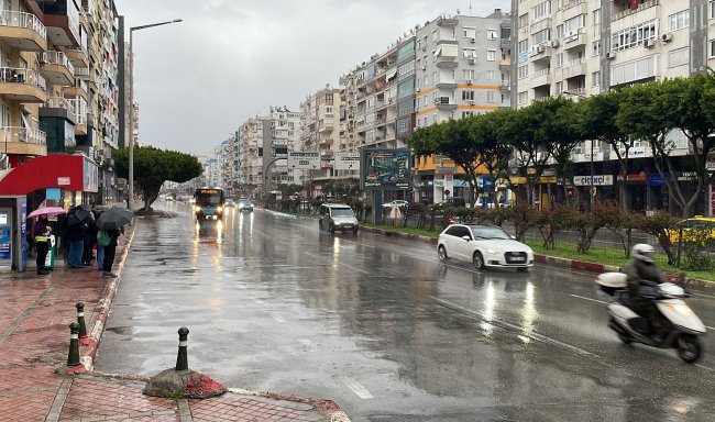 Antalya'da okullar tatil mi? 15 Ekim Antalya hava durumu ve valilik duyuruları gündemde
