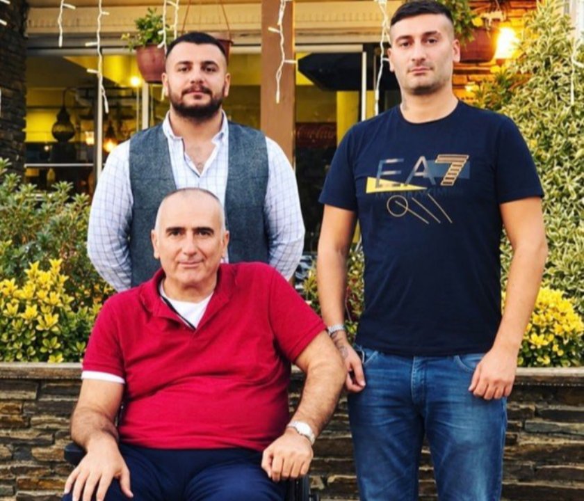 Çağdaş Baybaşin (Sağda)