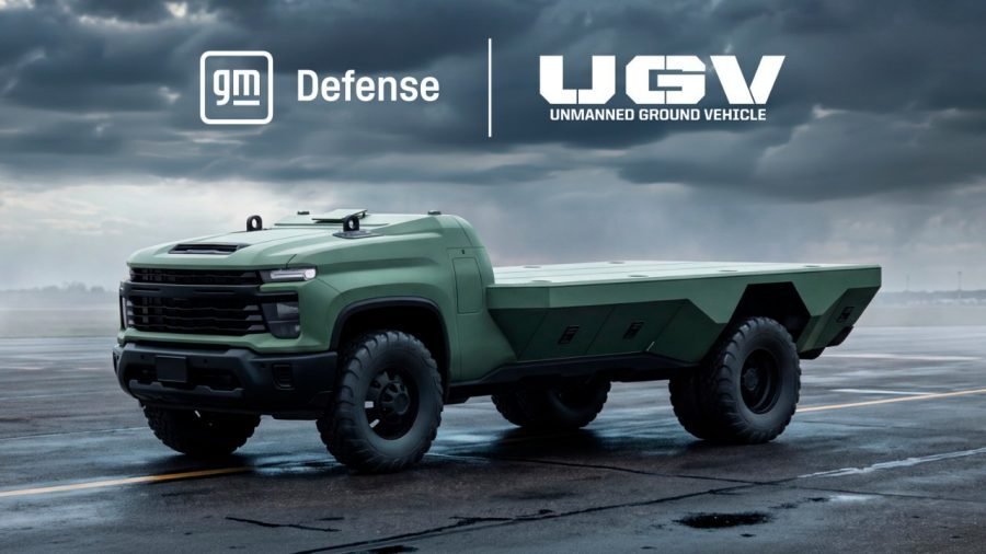 Chevrolet Silverado sürücüsüz askeri araca dönüştü: 3,6 ton yük taşıyacak