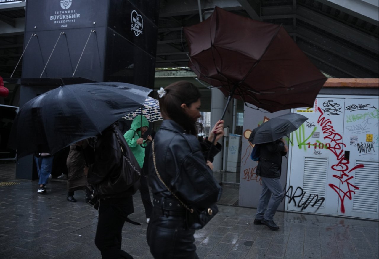İstanbul'da sağanak ne zamana kadar sürecek? Uzman isim 