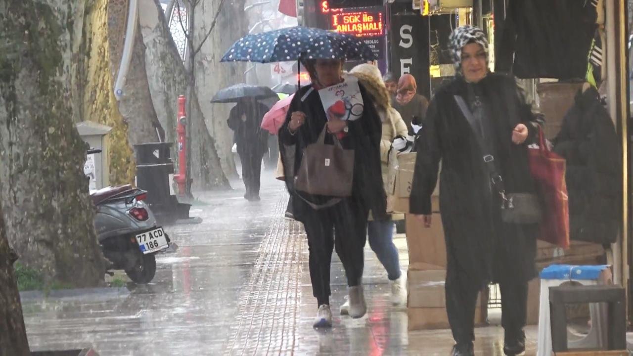 Yalovada okullar tatil mi? 15 Ekim Yalova Valiliği son dakika duyurusu!