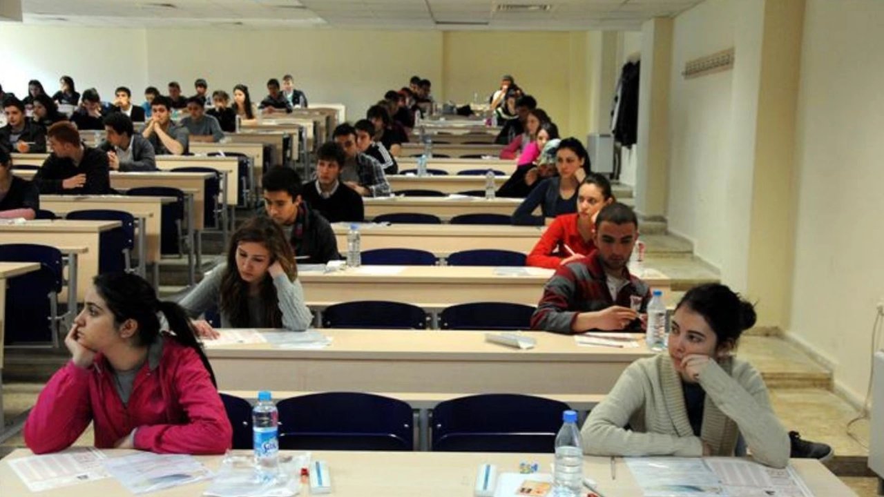 Yarın üniversiteler tatil mi? İstanbul