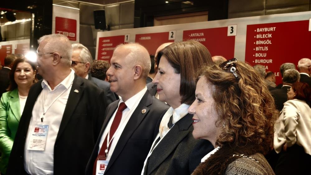 Ayşe Ünlüce, Türkiye Belediyeler Birliği Başkanvekili seçildi