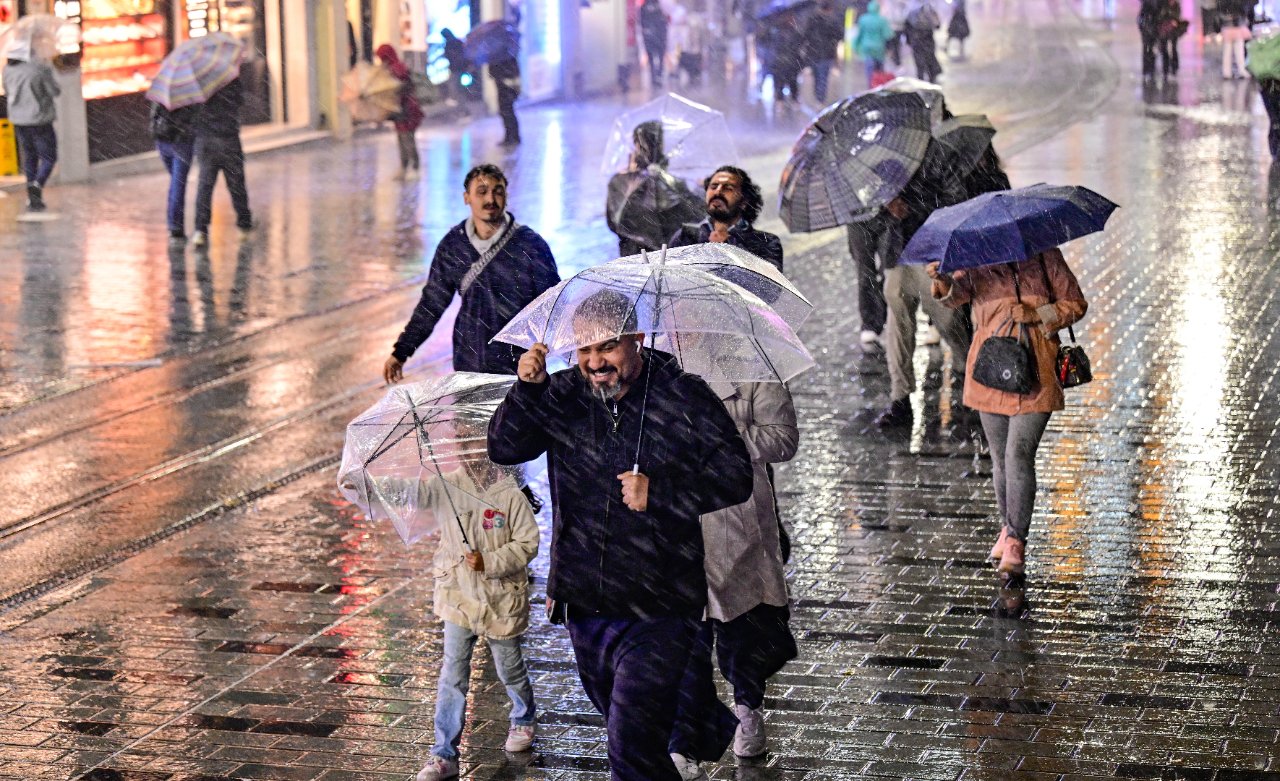 İstanbul’da ikinci yağış dalgası geliyor! Bu ilçeler risk altında