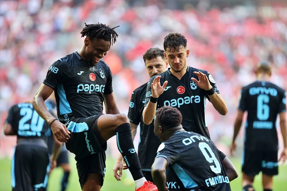 İşte ilk 11'ler! KuPS - Trabzonspor maçı hangi kanalda, şifresiz canlı yayın nerede izlenir?