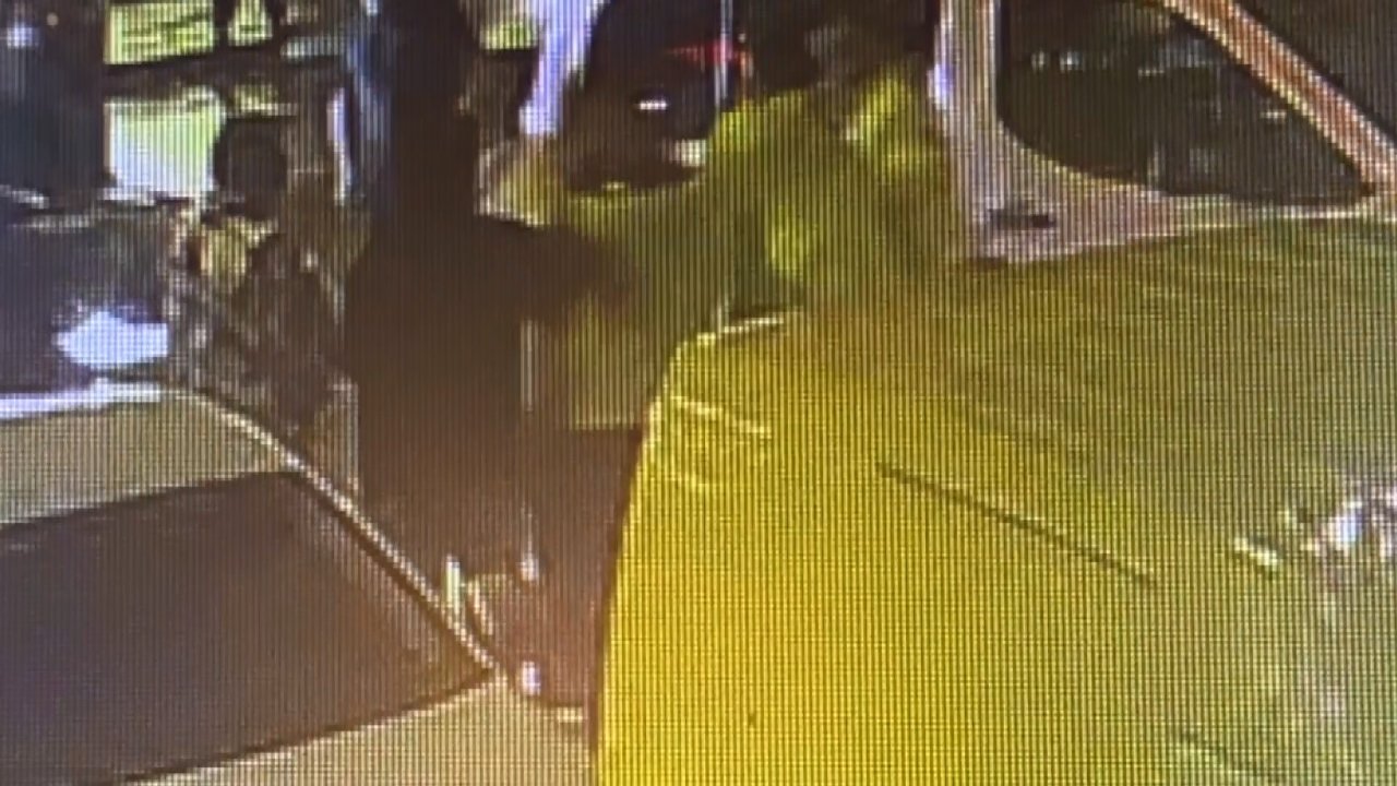 “Takviye” sözünü duyunca çılgına döndü! Polise kafa attı