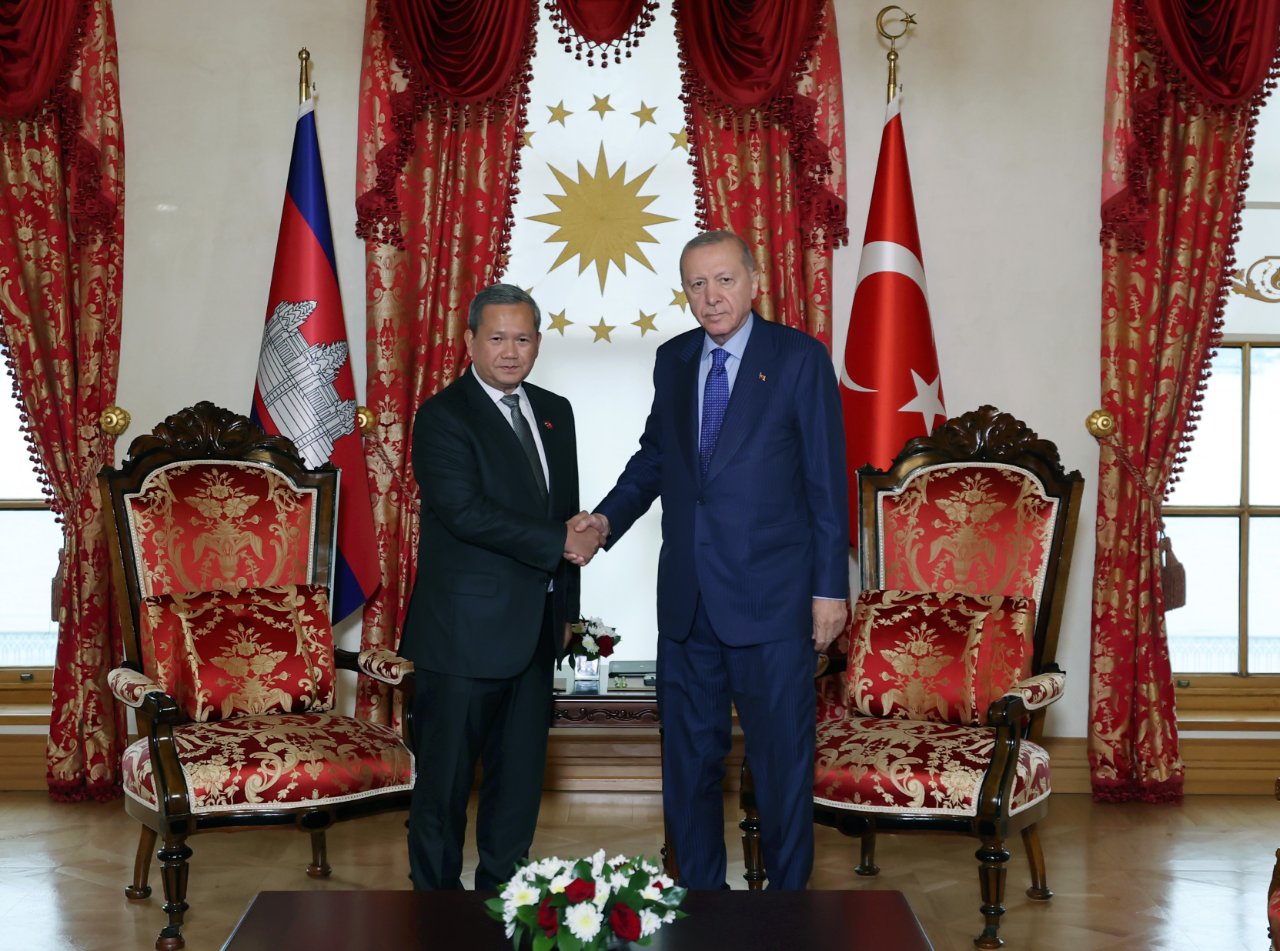 Cumhurbaşkanı Erdoğan’dan kritik görüşme! Türkiye ile Kamboçya arasında askeri anlaşma imzalandı