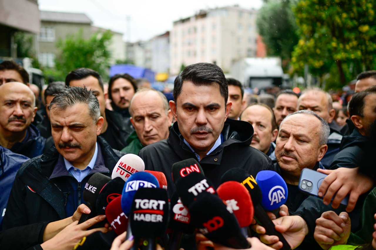 Kayıp 4 vatandaş aranıyor! İstanbul'daki sel felaketinde son durum netleşti