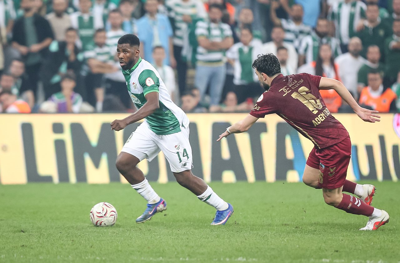 Kelechi Iheanacho, bu sezon 10 maçta 14 gol attı ve 3 asist yaptı.