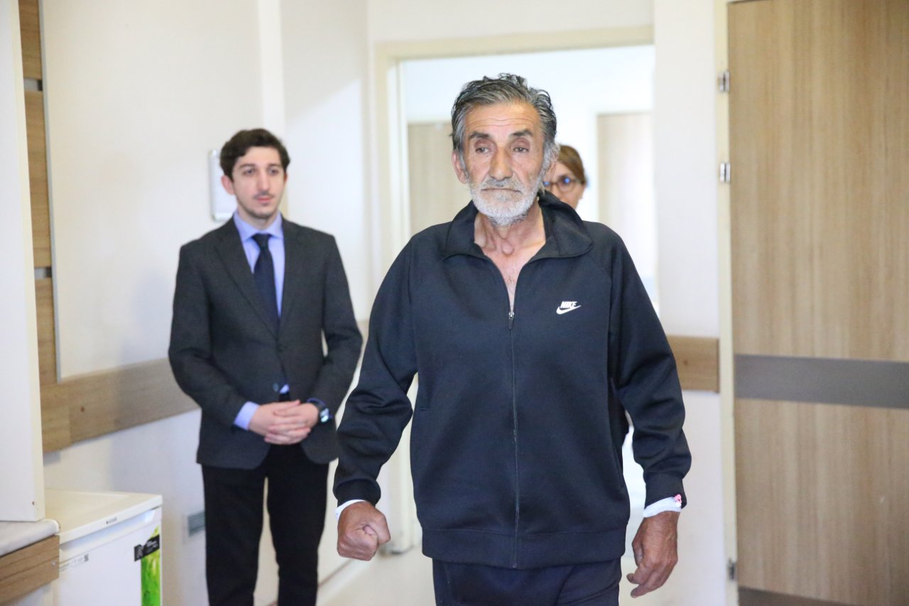 Milyonda 3 kişide görülen vaka! Omuriliği kağıt gibi sıkıştırmış: İple ayağımı kaldırıp yürüyordum