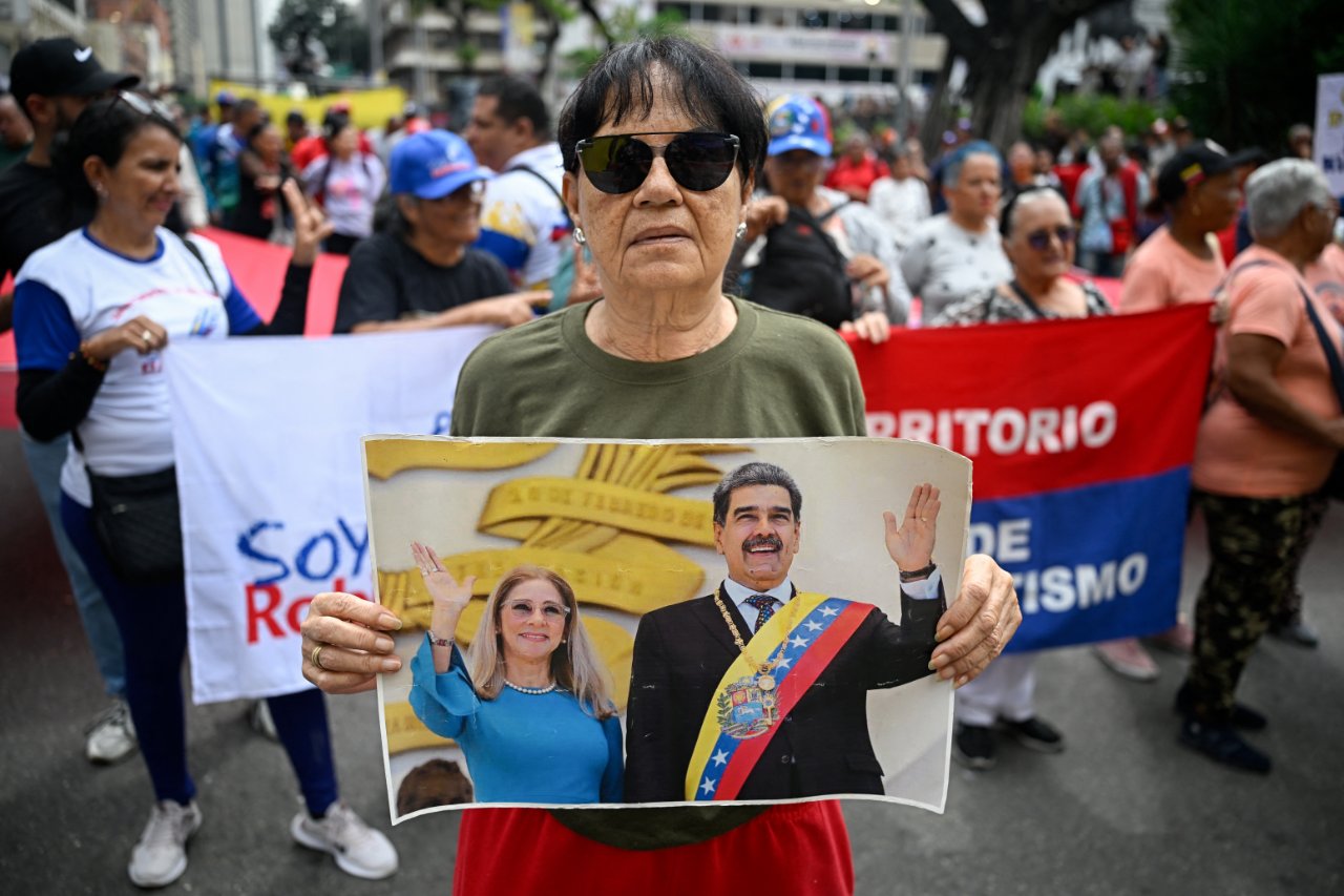 ABD’nin alıkoyduğu Maduro’ya oğlundan destek: Dimdik ayaktalar