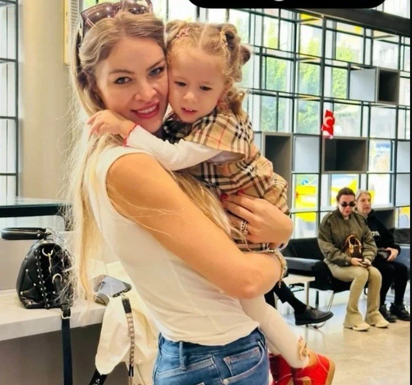 Fatoş Seğmenin evlat acısı! Küçük kızı Alyanın vefatını bu sözlerle duyurdu