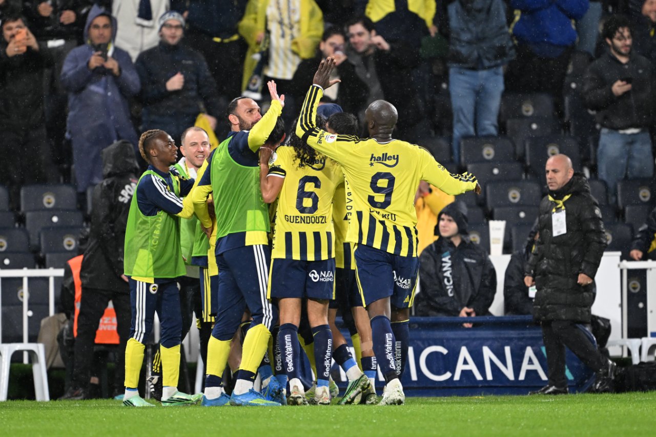 Fenerbahçe-Alanyaspor maçı golleri kim attı, kim kazandı? Fenerbahçe-Alanyaspor maç skoru