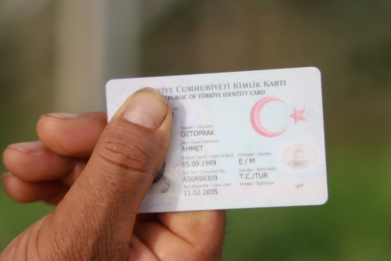 Mahallede herkesin soyadı aynı! Çareyi baba isimleri ve ikinci isimlerde buldular