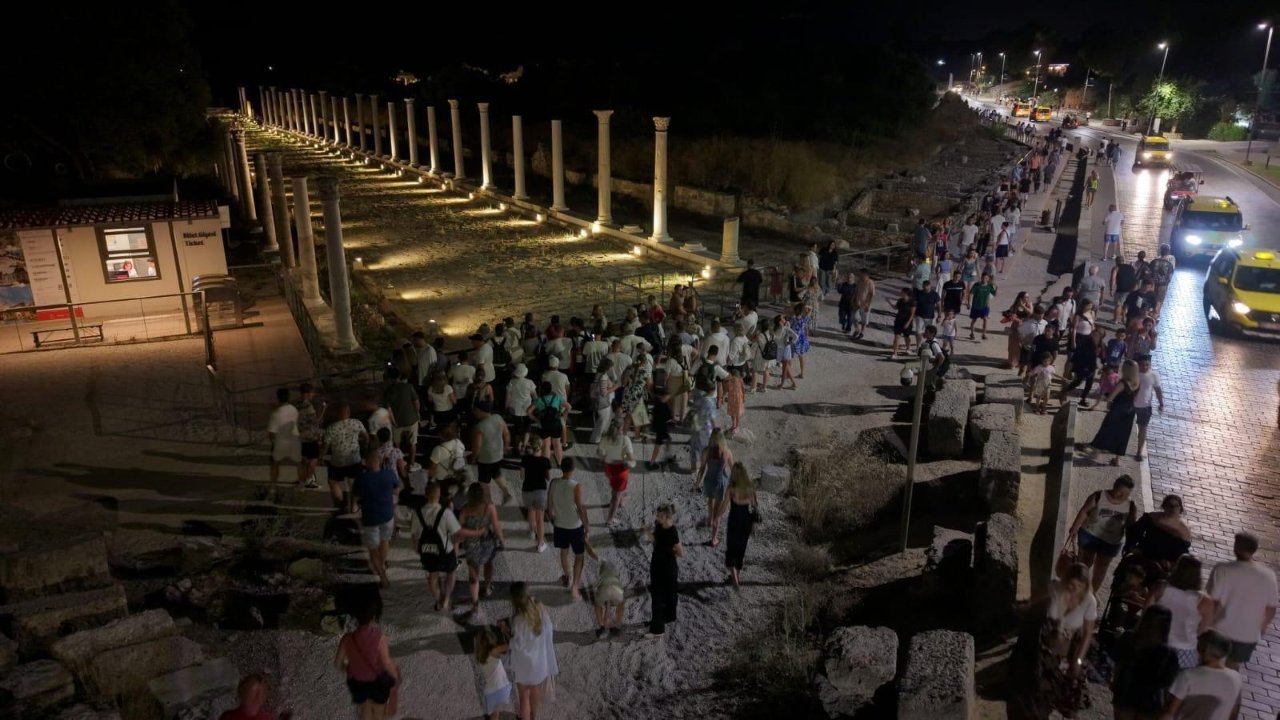 Rekoru Bakan Ersoy duyurdu! Gece müzeciliğinde ziyaretçi sayısı 1,3 milyonu aştı